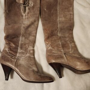 Grey Leather slouchy heeled boots